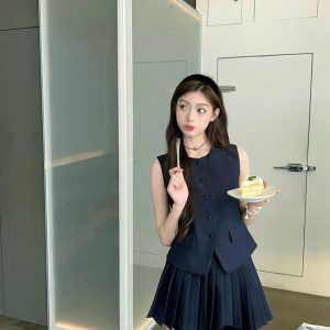 Gia công xếp ly vải đẹp, chuẩn form, nhận sản xuất số lượng lớn cho shop và xưởng may